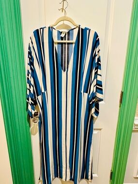 NWOT H&M long Swim cover up- Medium